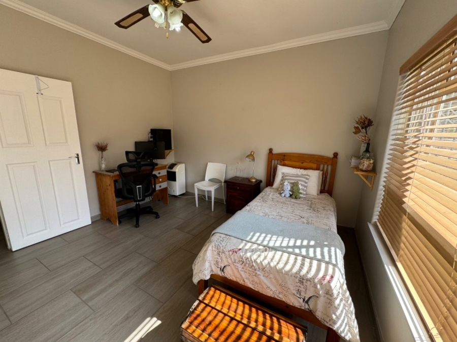  Bedroom Property for Sale in El Toro Park Northern Cape
